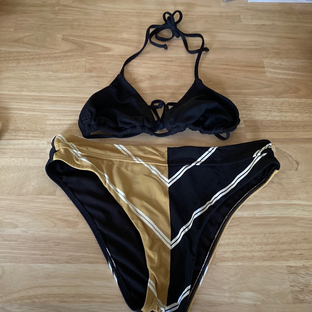 Billabong bikini set size M